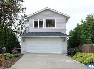 1905 W 5th St, Port Angeles, WA