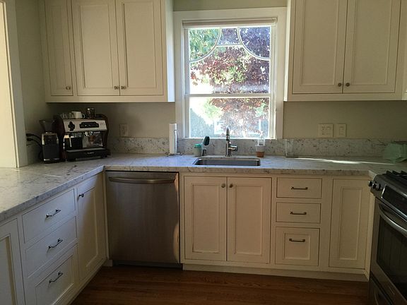 5th image of 83 Grattan St