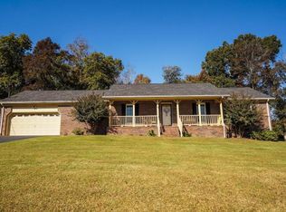 4256 Green Acres Dr, Ooltewah, TN 37363