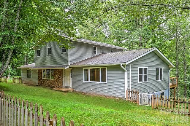 1st image of 94 W Ridge Rd