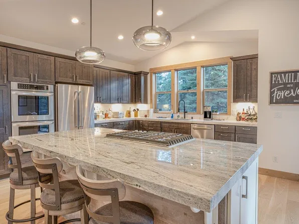 609 Tallac St, Carnelian Bay, CA 96140