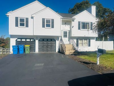 208 Kendall Circle, Waterbury, CT, 06708