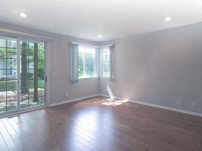 2436 Madiera Ln — Photo 18
