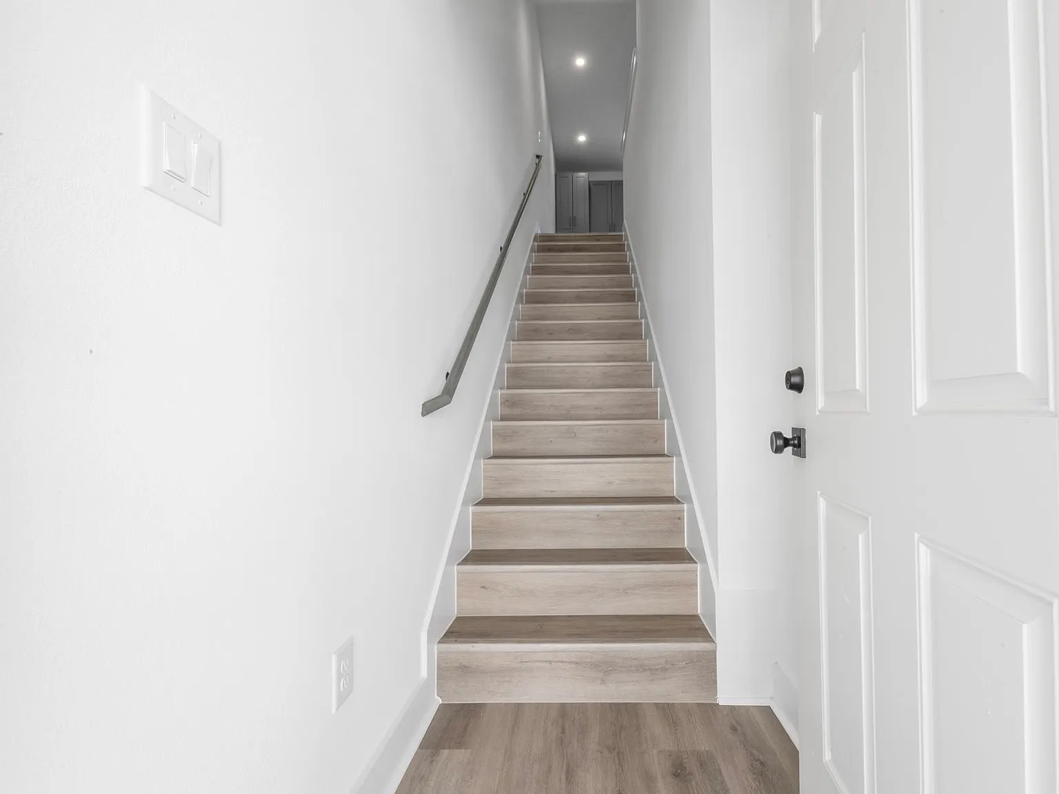 2 bed, 2.0 bath, 1200 sqft, $1,850 — Photo 4