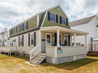 7 Whitten St, Hampton, NH 03842