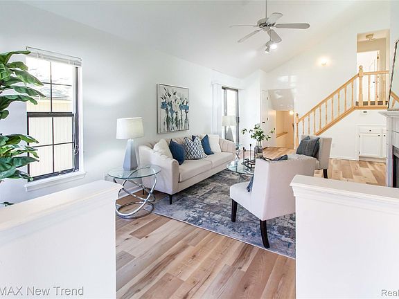 4th image of 2509 Country Village Ct