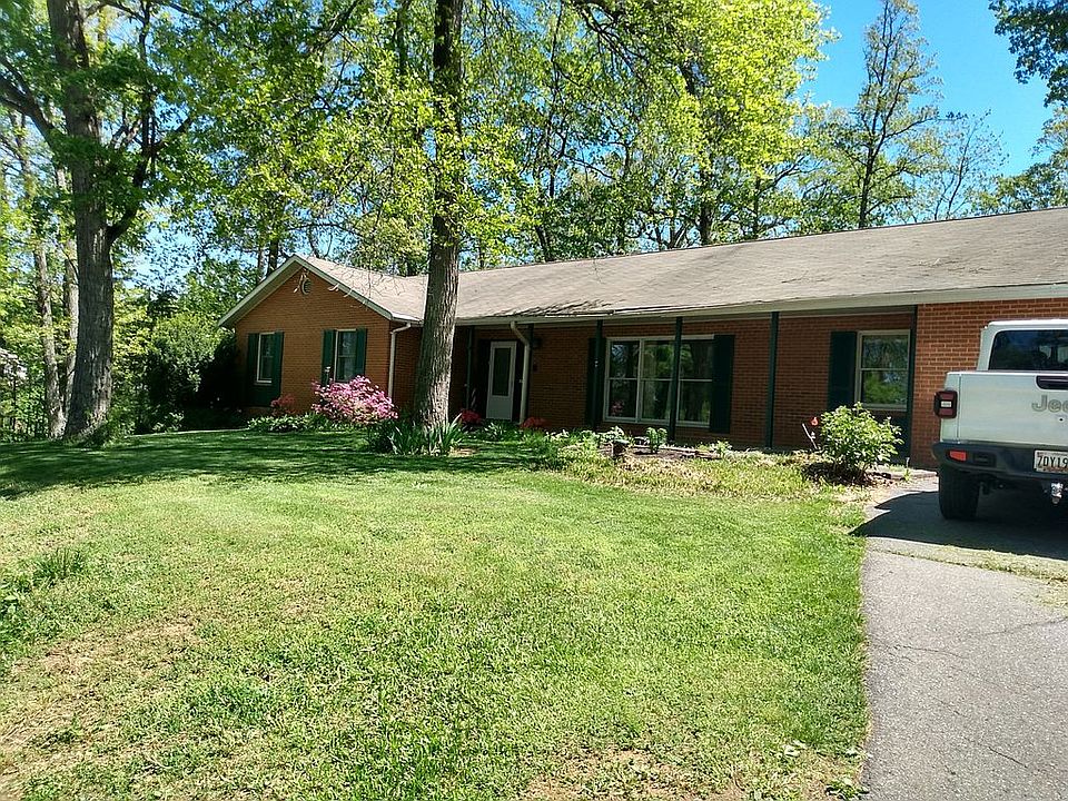 1st image of 4199 Windy Hill Dr