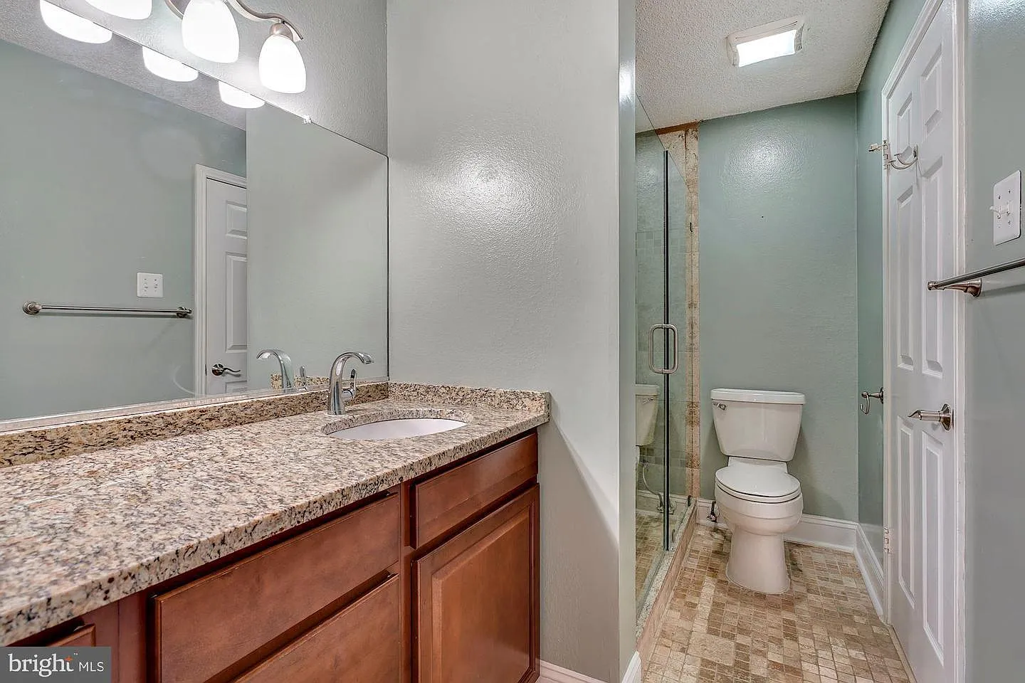 1 bed, 690 sqft, $1,950 — Photo 1