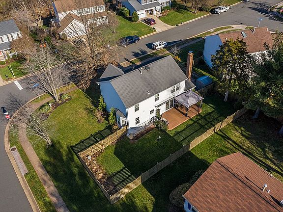 5th image of 14415 Round Lick Ln