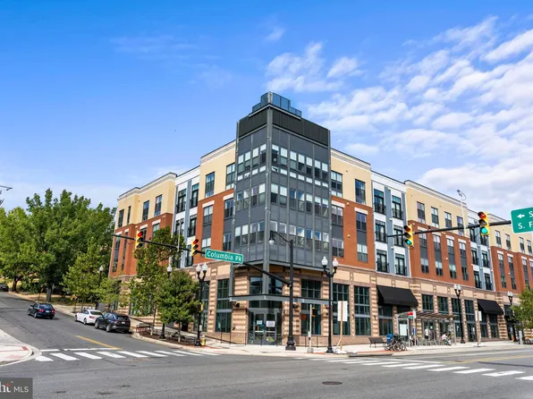 989 S Buchanan St Unit 324, Arlington, VA 22204
