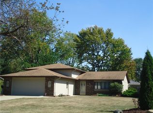 16888 Rabbit Run Dr, Strongsville, OH 44136