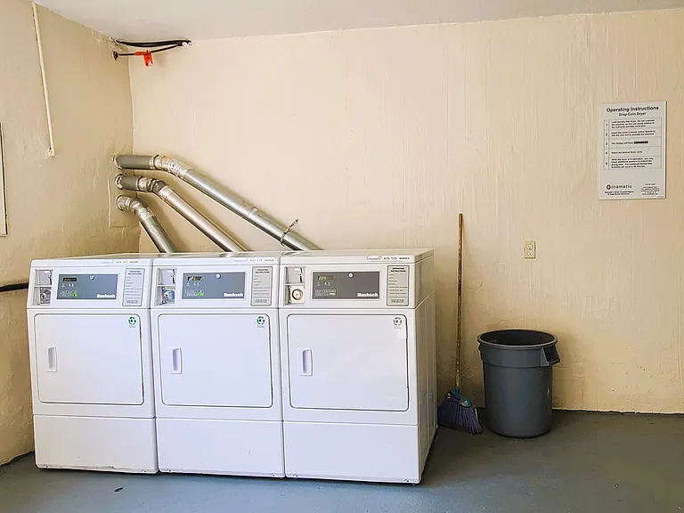 1637 Victoria Park Ave #403 — Photo 16
