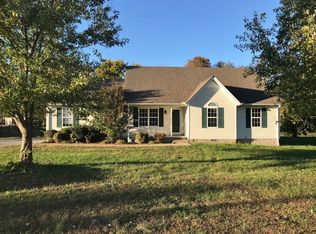 220 Homewood Dr, Murfreesboro, TN 37127