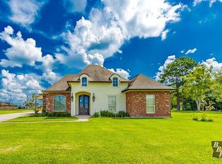 120 Trey Ct, Thibodaux, LA 70301