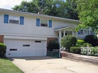 6750 Forest Glen Ave, Solon, OH 44139