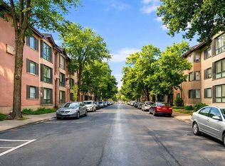 Park Embassy, Minneapolis, MN 55416