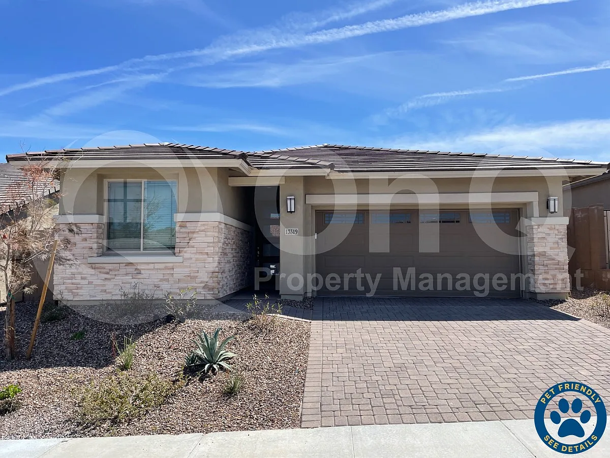 4 bed, 3.0 bath, 1857 sqft, $2,299 — Photo 1