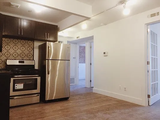 Rented by Brooklyn Group | media 21