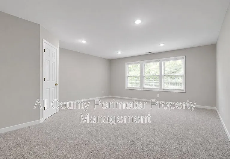 380 Simonton Crest Dr — Photo 22