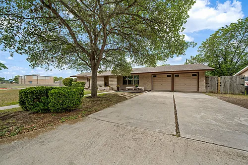 434 Winfield Blvd Photo 1