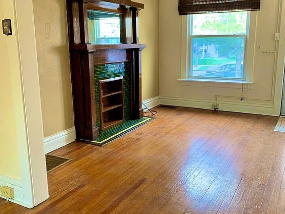 5th image of 591 S Washington St #591