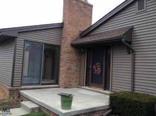 2500 River Rd APT 41, Marysville, MI 48040