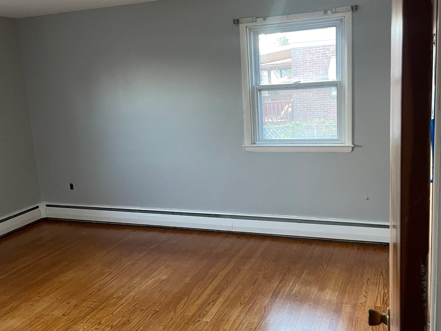 2 bed, $1,400 — Photo 4