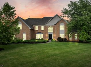 7 Southfield Dr, Belle Mead, NJ 08502