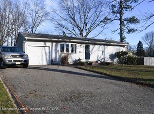 63 Mallard Rd, Bayville, NJ 08721