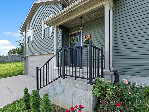 4th image of 170 Parklane Dr
