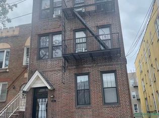 1045 68th St #3R, Brooklyn, NY 11219
