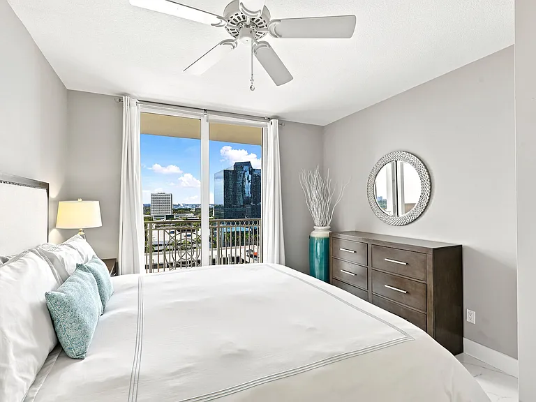 511 SE 5th Ave #1208 — Photo 20