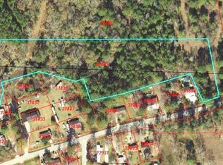 4025 Old Colony Rd, Huntsville, TX 77320