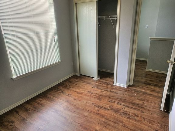 3rd image of 12104 Lima Dr