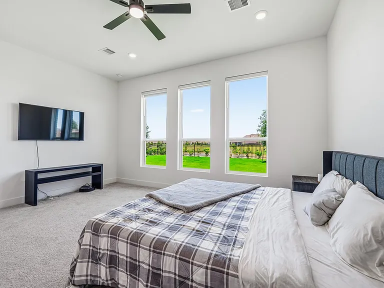 31051 Sun Valley Dr — Photo 29