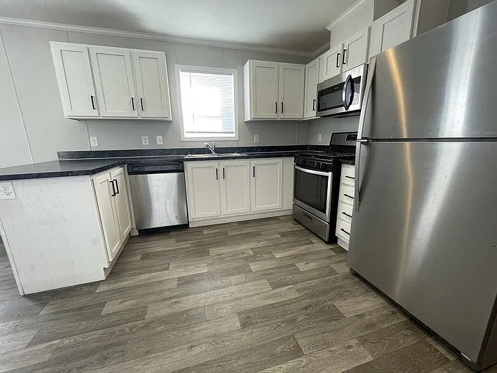 38000 Le Chateau Blvd #544 — Photo 8