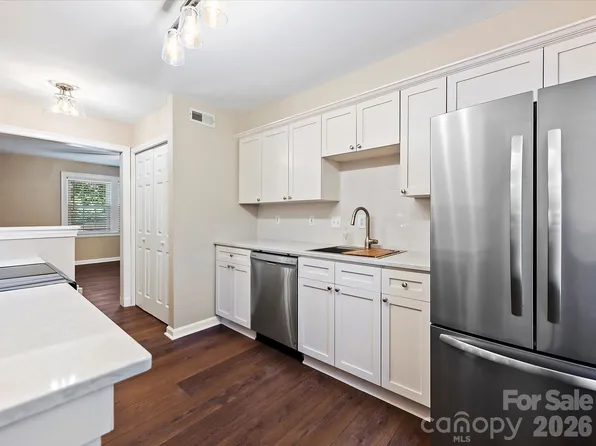 107 S Laurel Ave APT 101-A, Charlotte, NC 28207