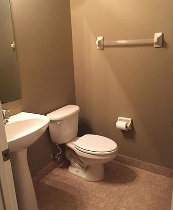 5th image of 4390 Berkshire Wharf Dr #4390