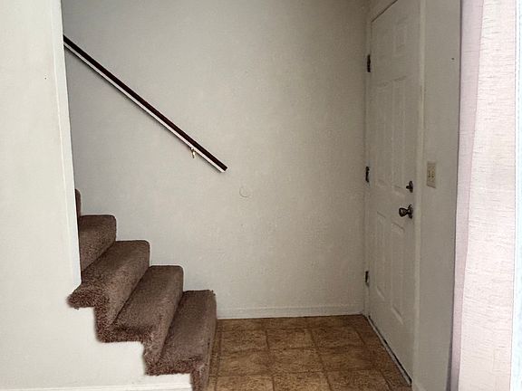 4th image of 307 Timothy Way APT 2