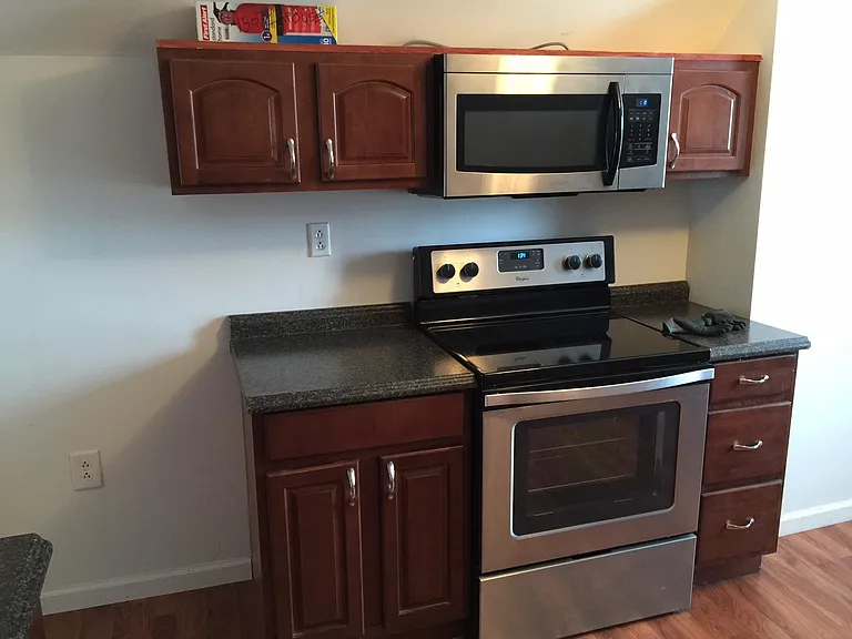1507 Capouse Ave #3 — Photo 1