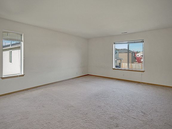 4th image of 2127 179th Street Ct E