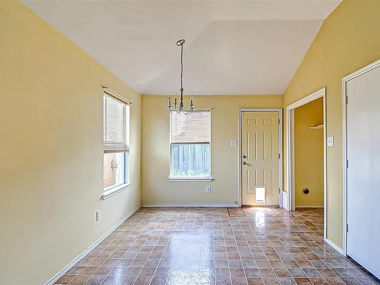 21206 Wortham Oaks Dr — Photo 11