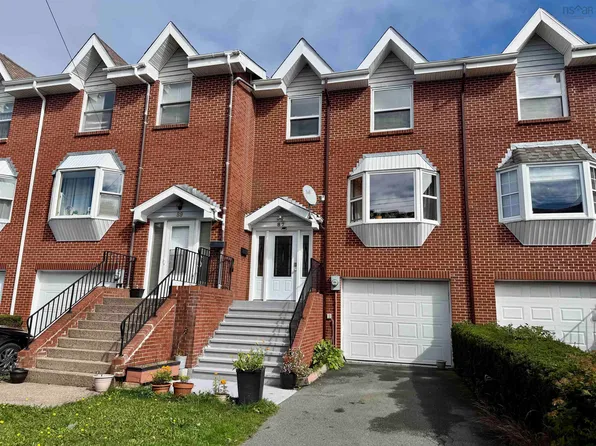 87 Lincoln Cross, Halifax, NS B3M 3S6