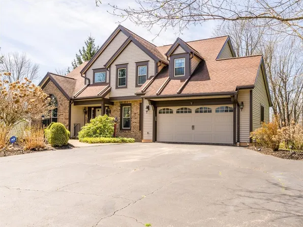 7 Sheldon Ter, Spencerport, NY 14559