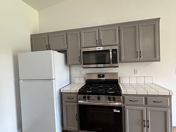5th image of 3252 Floral Meadow Dr