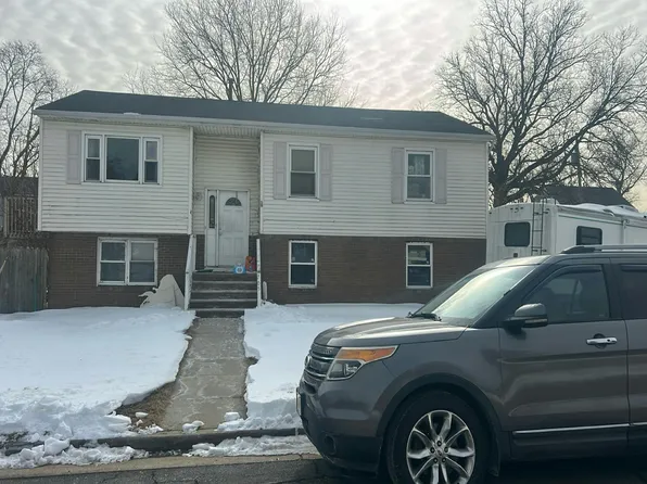 705 8th St, Union Beach, NJ 07735