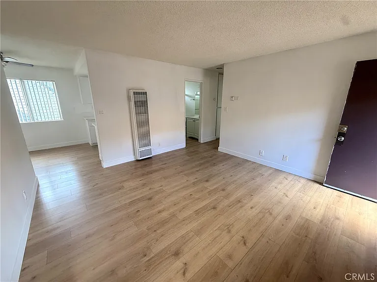 469 W Oliver St #3 — Photo 5