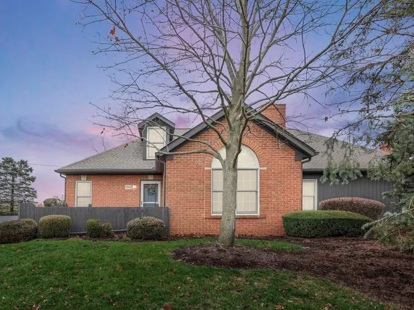 2560 Trotterslane Dr, Columbus, OH 43235
