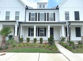 105 Summer Tanager Dr, Ravenel, SC 29470