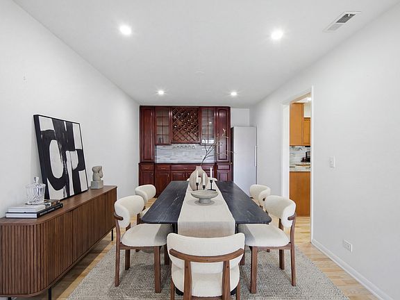 5th image of 301 Lake Hinsdale Dr APT 311